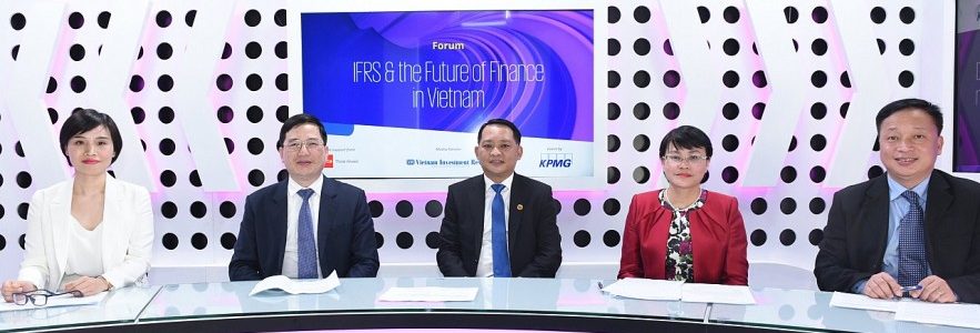 国際財務報告基準（IFRS）を適用することにより、ベトナム大企業はそれにふさわしい名誉を得ることができます。